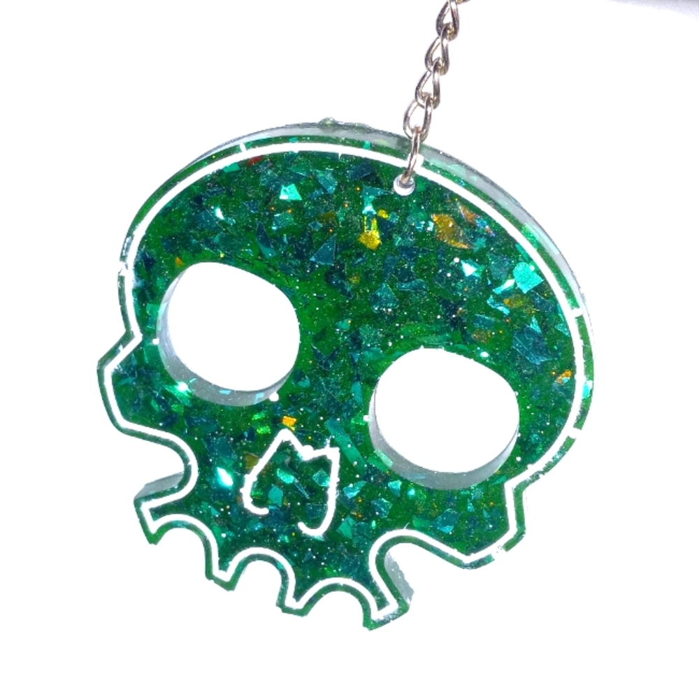 Lucky green skull keychain